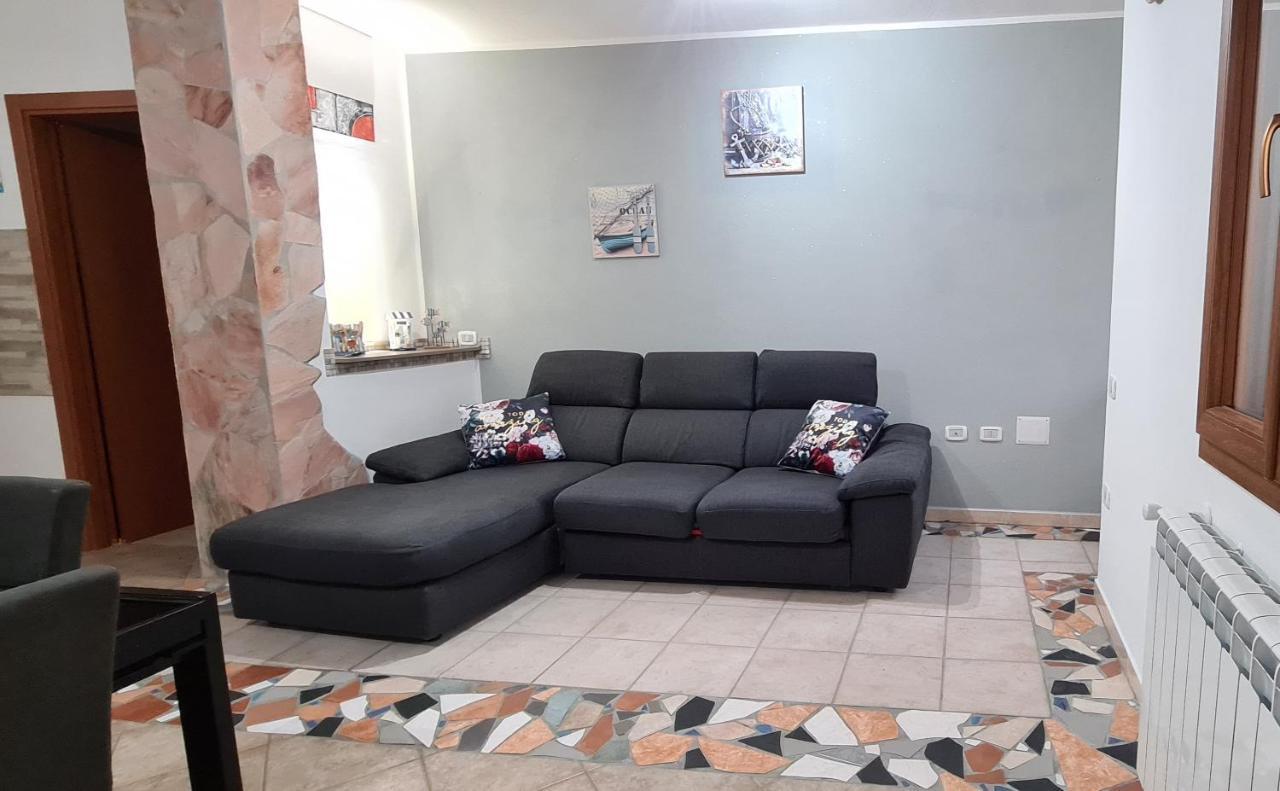 Willa Casa Lory SantʼAntìoco Zewnętrze zdjęcie
